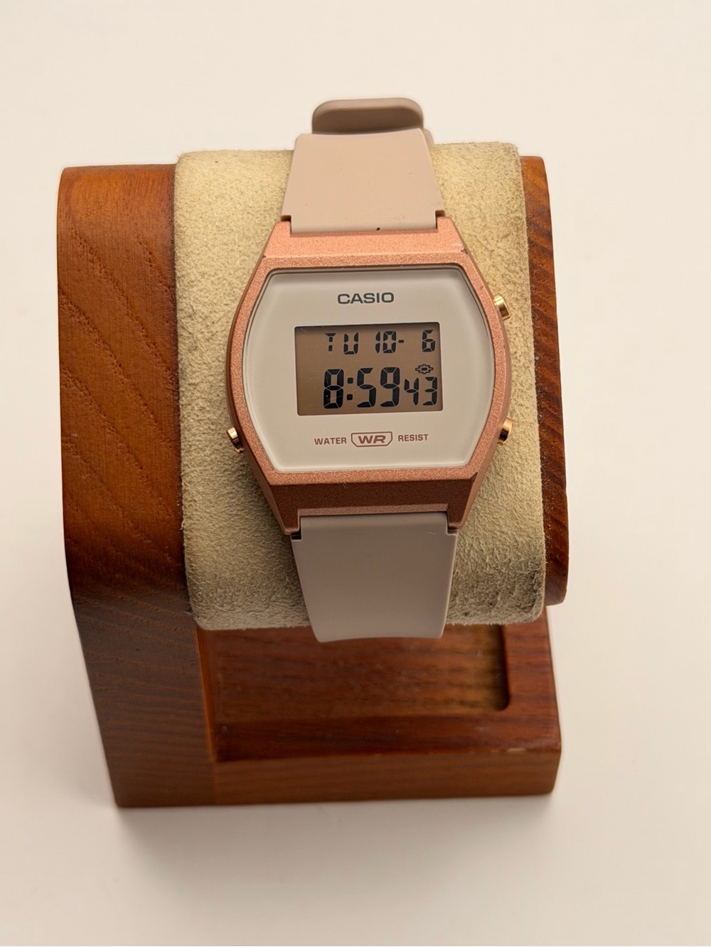 Casio LW-204-4A | Digital Sports Watch For Female, Beige & Cream, Very Good